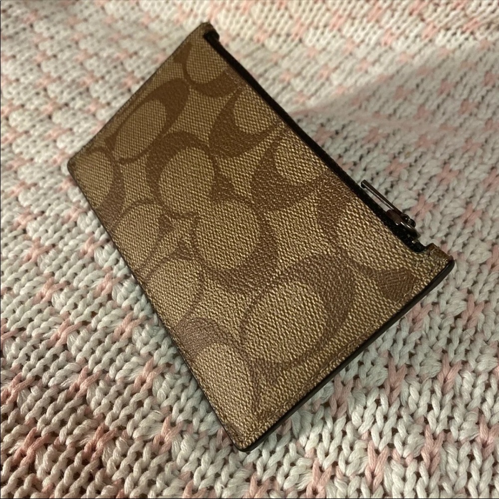 Coach Brown C Signature Design